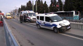 Tramvay durağında 'Ayağıma bastın' deyip bıçakladı