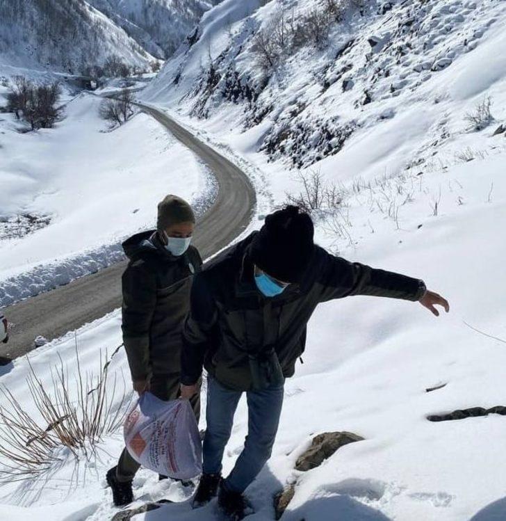 Muş’ta yaban hayvanlarına yem desteği G3