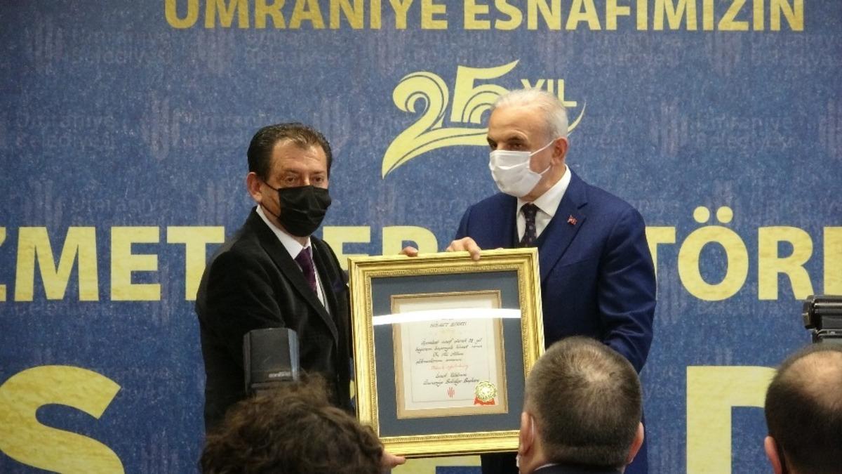 &Uuml;mraniye&rsquo;de &lsquo;Hizmette 25. Yıl Hizmet Beratı T&ouml;reni&rsquo; yapıldı