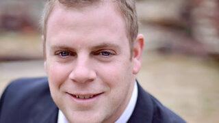 Cumhuriyetçi Meclis Üyesi renkli bebek yorumu için özür diledi