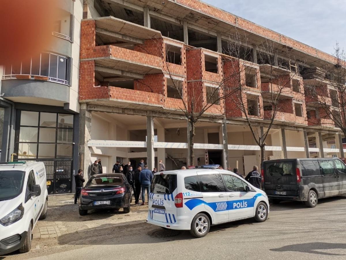 &Ccedil;alıştığı inşaatın asans&ouml;r boşluğuna d&uuml;şerek hayatını kaybetti