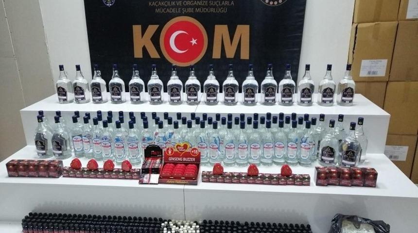Samsun&rsquo;da 108 litre etil alkol ve 94 adet cinsel i&ccedil;erikli &uuml;r&uuml;n ele ge&ccedil;irildi