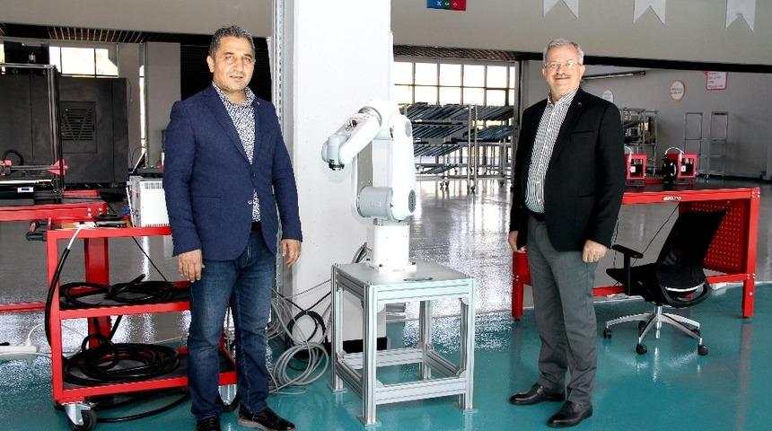 Yıldırım: "Mersin sanayisi inovasyona ayak uydurmak zorunda"