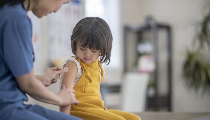 Uzmanlardan 'Çocukluk aşılarını aksatmayın' uyarısı!