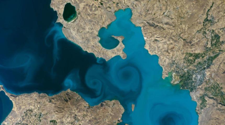 NASA'nın 20 yılın en iyileri listesinde Van Gölü de yarışıyor