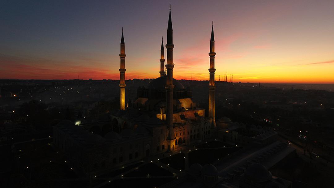 Resimli Berat Kandili mesajları g&ouml;nder | 2021 Berat kandiline &ouml;zel resimli mesajlar ve s&ouml;zler