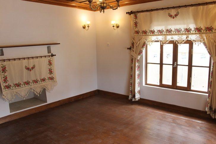 Buharkent Kent Müzesi gün sayıyor G5