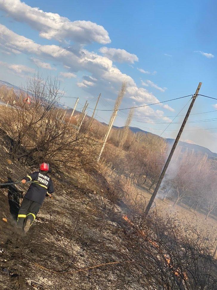 Osmancık Danişment köyünde yangın G2