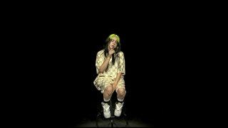 Billie Eilish'ten takıntılı hayranına 5 yıllık uzaklaştırma kararı