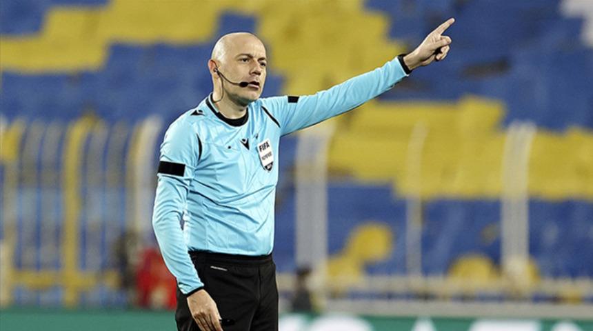 Başakşehir-Beşiktaş maçını Cüneyt Çakır yönetecek
