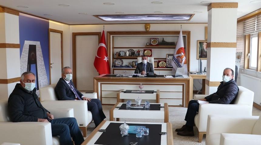 Başkan &Ouml;zdemir: "İl&ccedil;emiz de iki b&uuml;y&uuml;k restorasyon ve yenileme &ccedil;alışması devam ediyor"