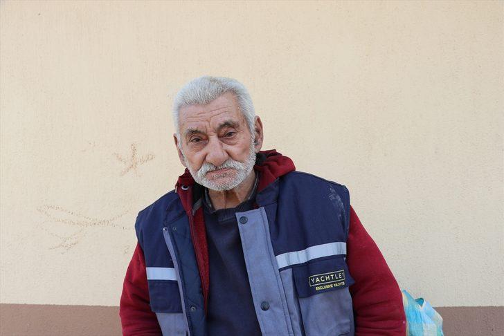 GÜNCELLEME - Denizli'de evinde yangın çıkan 70 yaşındaki kişi yaralandı G5