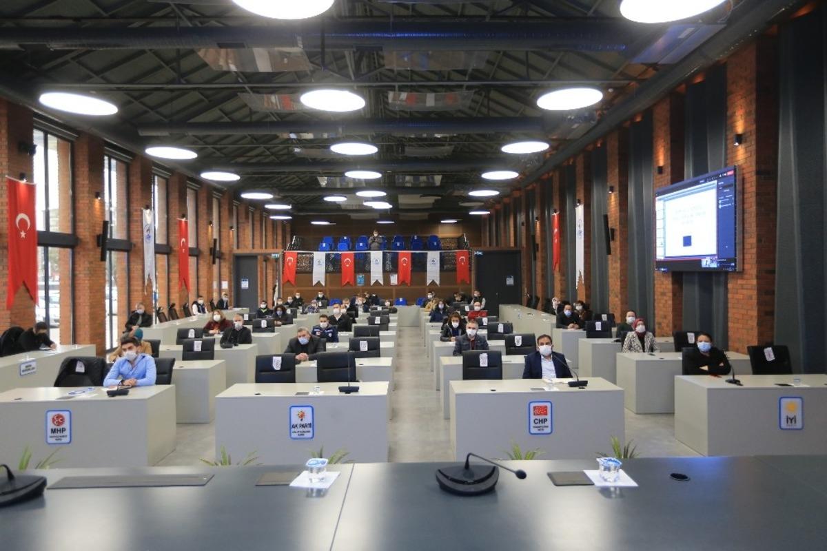 Pamukkale Belediyesinin hizmet i&ccedil;i eğitimleri s&uuml;r&uuml;yor