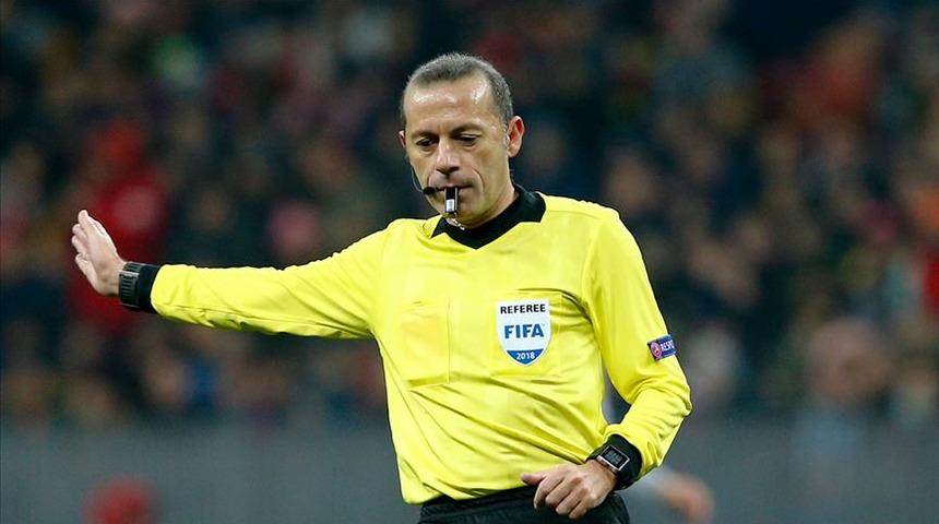 Cüneyt Çakır'dan tarihe geçen karar!