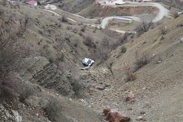 GÜNCELLEME 2 - Batman'da öğrenci servisi devrildi: 2 ölü, 26 yaralı G4