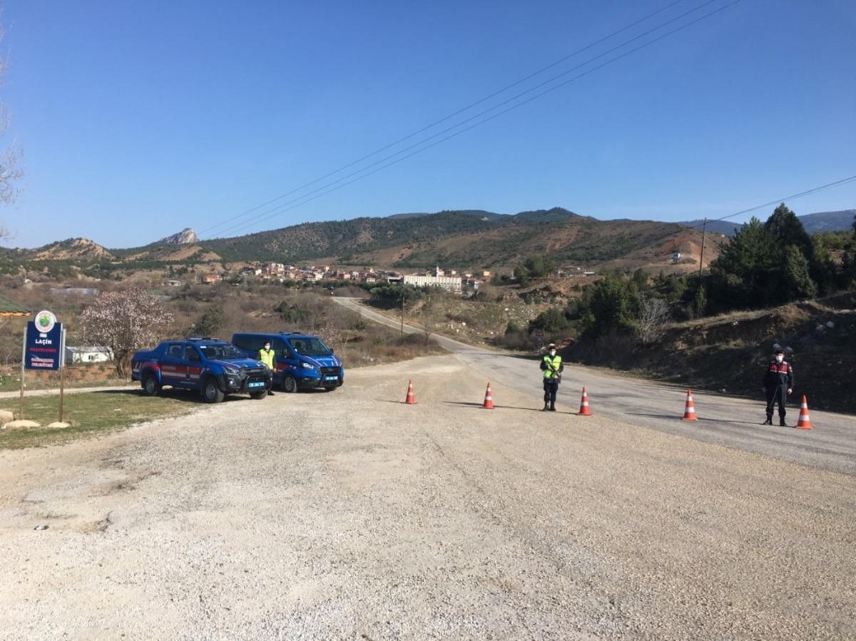 Eskişehir&rsquo;de bir mahalle karantinaya alındı