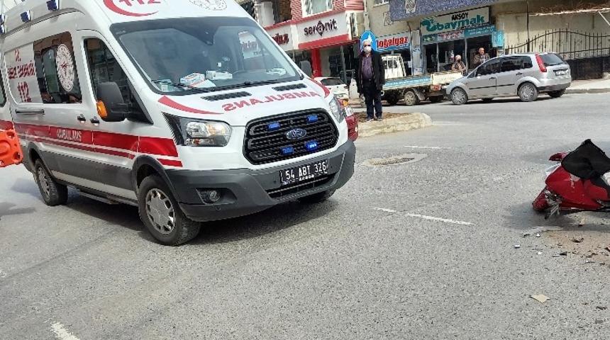 Kazaları karıştıran ambulans nedeniyle yaralı dakikalarca yerde bekledi