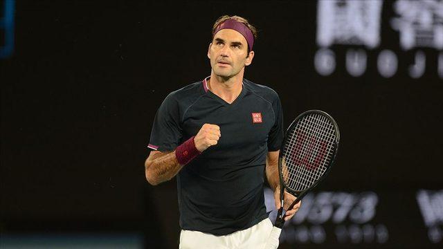 İsviçreli tenisçi Roger Federer kortlara galibiyetle döndü