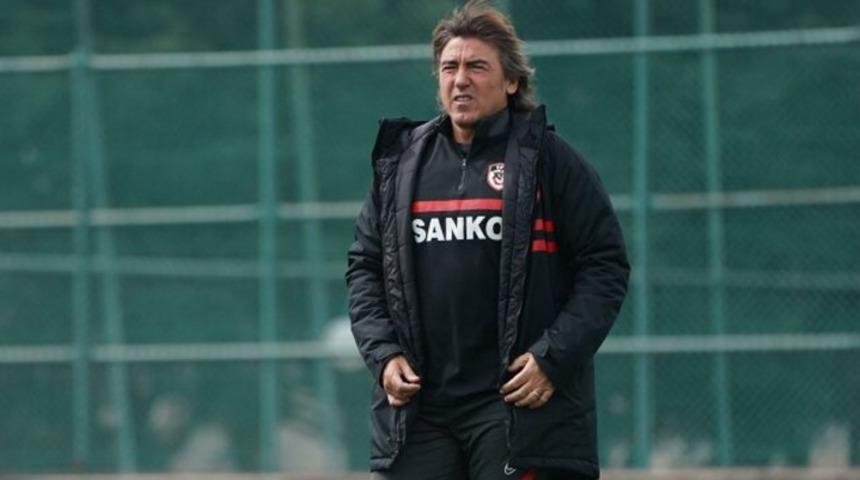 Ricardo Sa Pinto, yardımcılarını toplantıya almadı