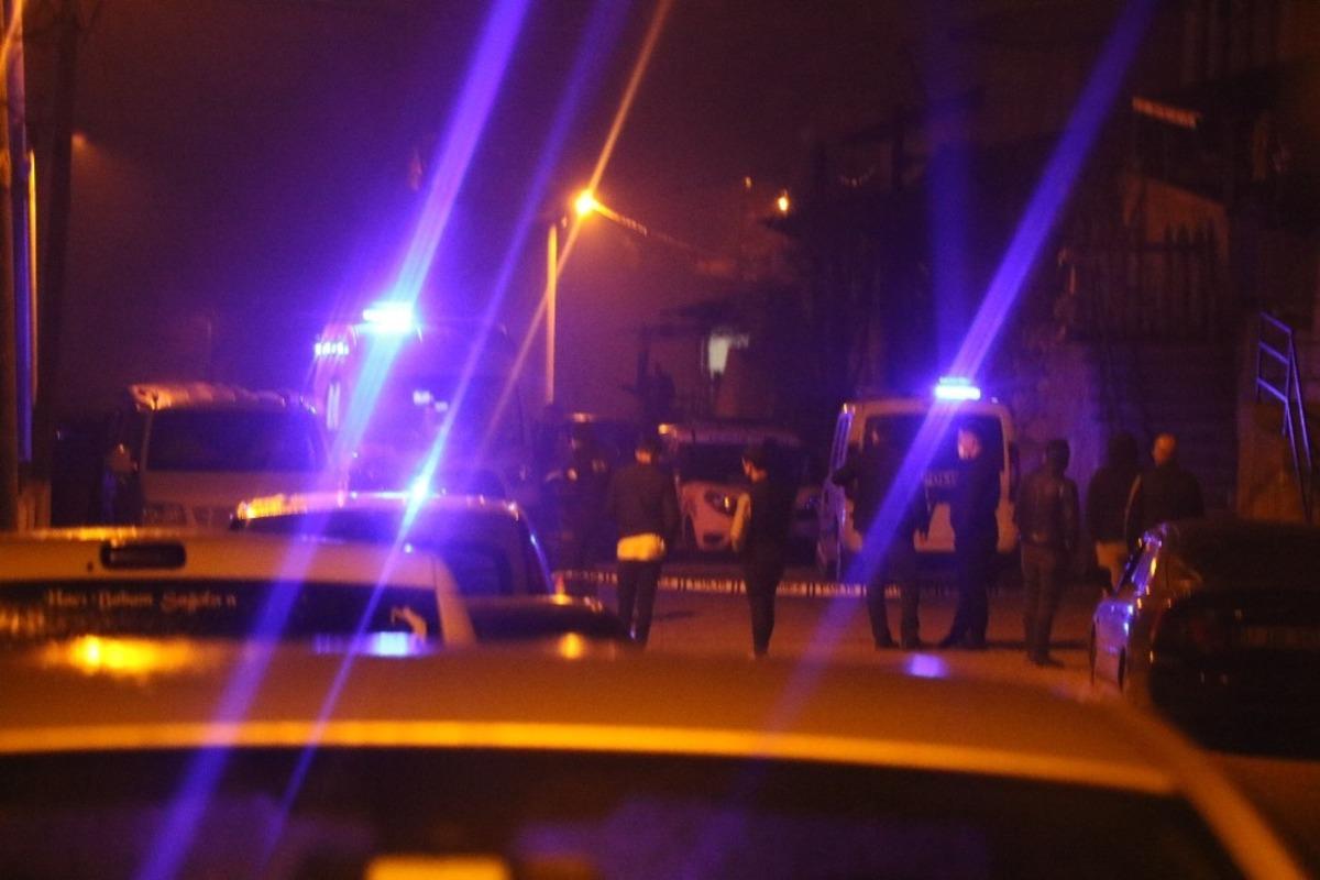 Maden iş&ccedil;isi lojmanın &ouml;n&uuml;nde silahlı saldırıya uğradı