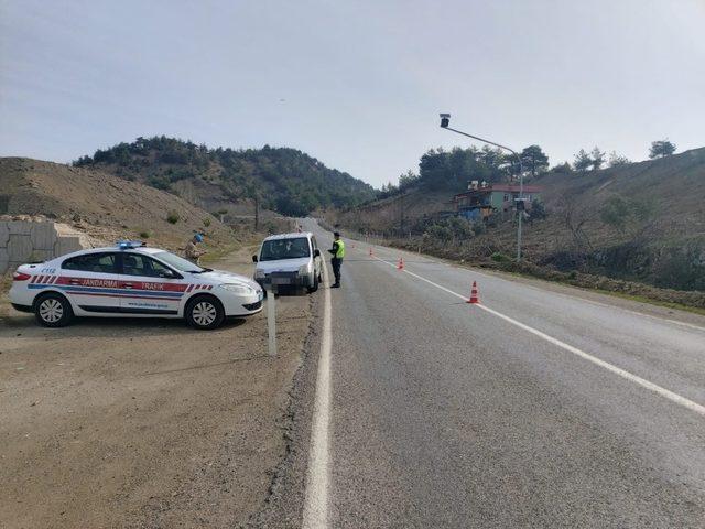 Jandarmadan drone ile trafik denetimi 1