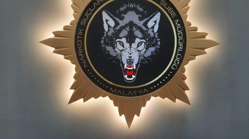 Torbacılara polisten şok baskın: 20 g&ouml;zaltı