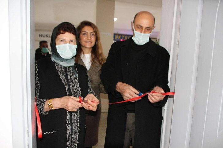 Emekli müdür yıllar sonra avukat kızıyla Varto’ya döndü G1