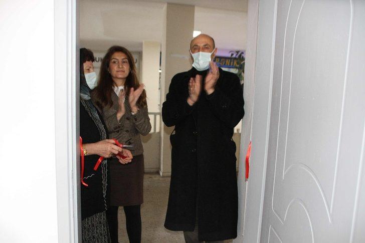 Emekli müdür yıllar sonra avukat kızıyla Varto’ya döndü G2