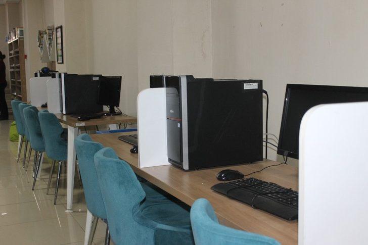 Buharkent’te her ay 10 bin kitap okunuyor G4