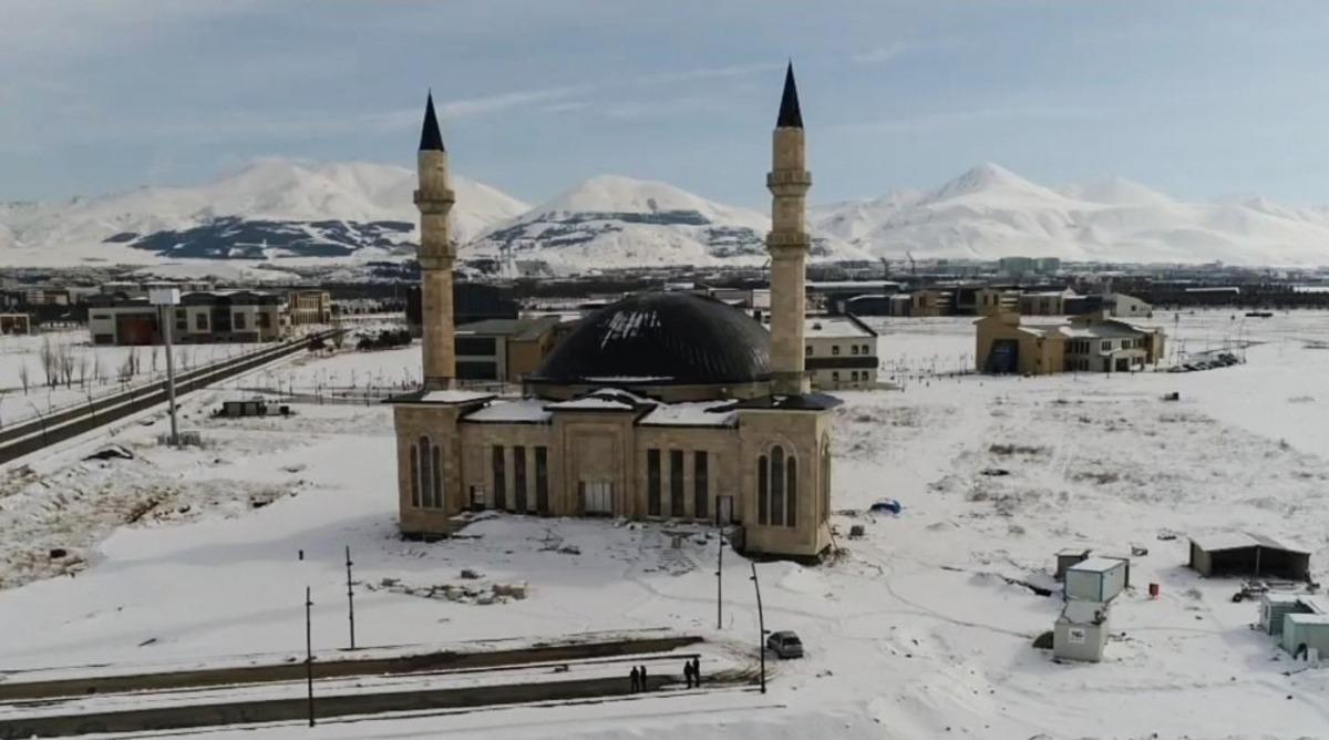 ET&Uuml; yerleşkesindeki cami Ramazan ayında a&ccedil;ılıyor