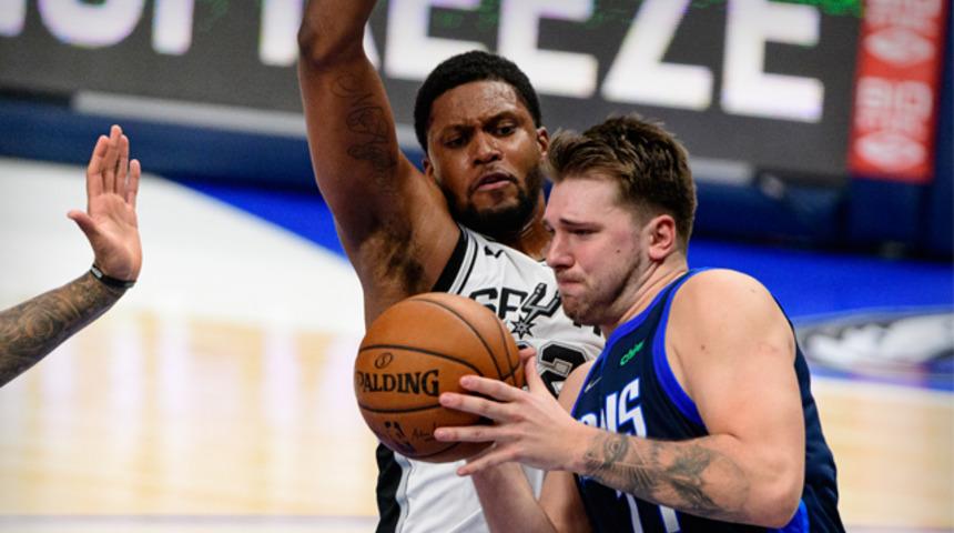 Dallas'ta Luka Doncic'ten triple double