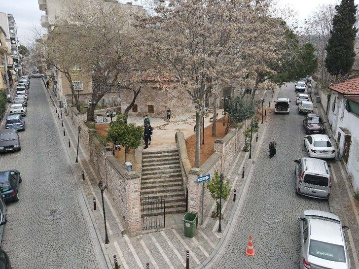 Efeler’de tarihi yapılarda çevre düzenlemesi yapılıyor G2