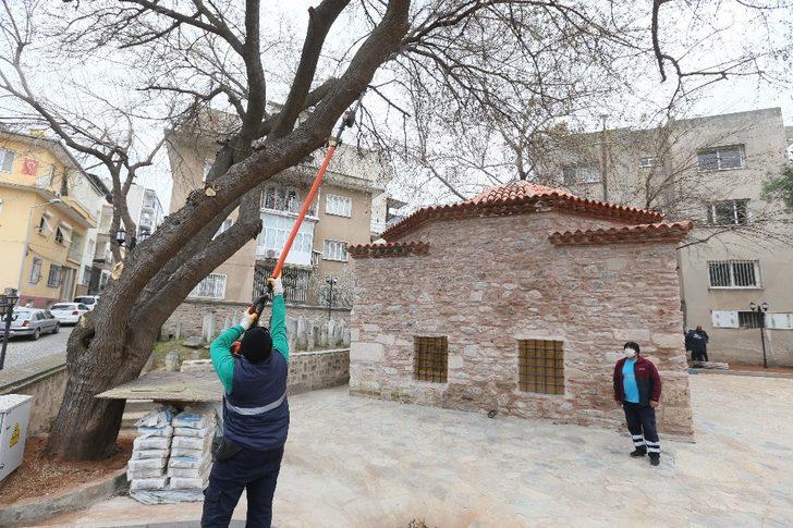Efeler’de tarihi yapılarda çevre düzenlemesi yapılıyor G4
