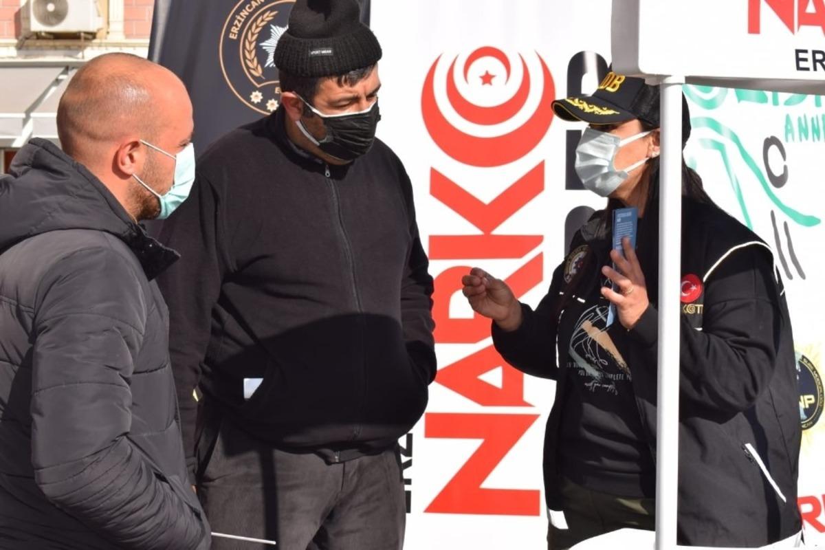 Erzincan&rsquo;da "En İyi Narkotik Polisi: Anne" projesi kapsamında faaliyetler devam ediyor