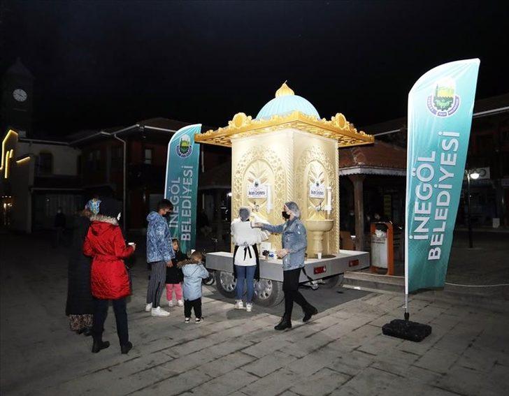 Miraç Gecesine özel ikram çeşmesinden süt aktı G2