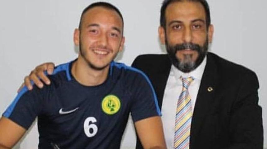 Gen&ccedil; futbolcu ma&ccedil;ta aldığı darbe sonucu yoğun bakıma alındı