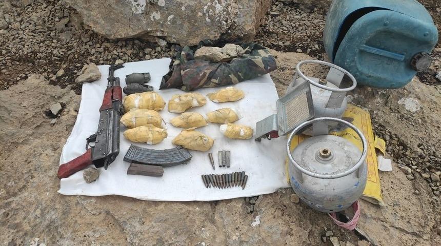 Başkale&rsquo;de silah ve m&uuml;himmat ele ge&ccedil;irildi