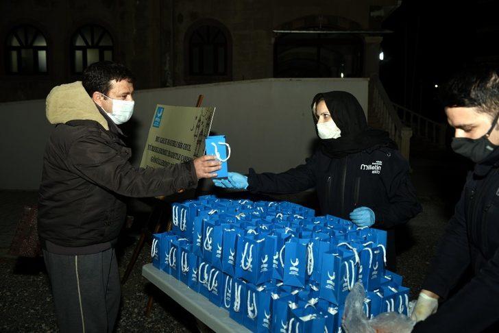 Aliağa Belediyesinden kandil simidi ikramı G3