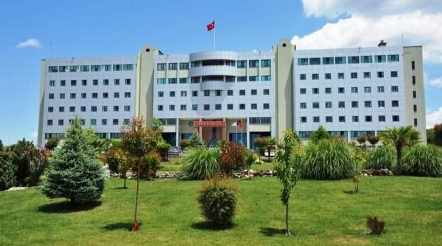 Balıkesir &Uuml;niversitesi mezunlarına istihdam ofisi kuruyor