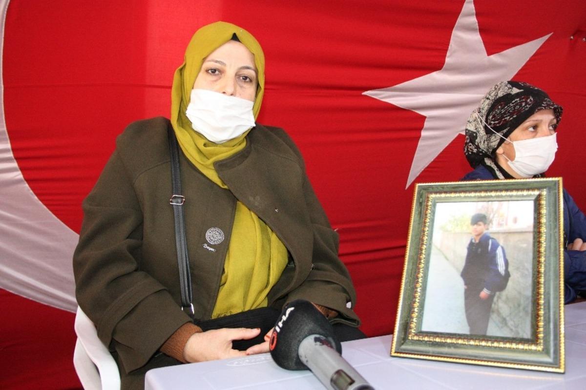 &Ccedil;ocuğunun hasretinden şeker, tansiyon ve astım hastası oldu