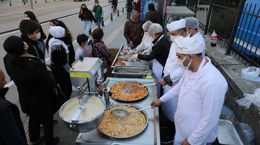B&uuml;y&uuml;kşehir&rsquo;den Mira&ccedil; Kandili&rsquo;nde lokma ikramı