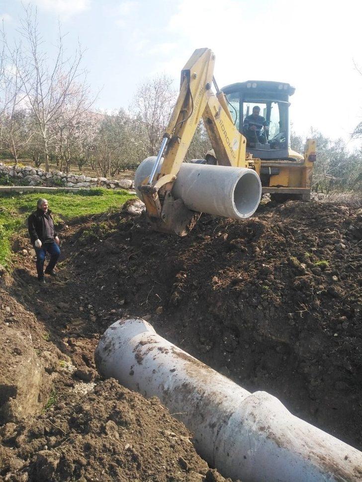Toroslar’ın yaylalarında yol çalışmaları aralıksız sürüyor G3