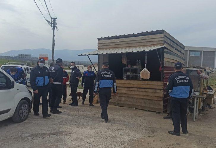 Turgutlu’da kurallara uymayan seyyar satıcılara işlem yapıldı G3