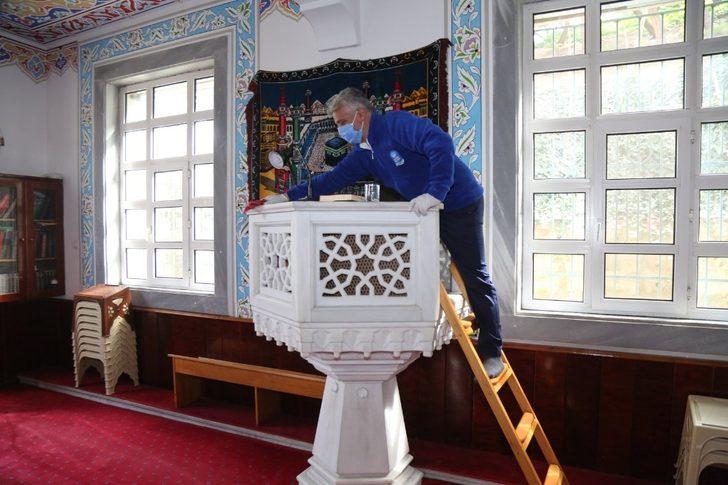 Eyüpsultan’da camilerin bakım ve temizliği sürüyor G2