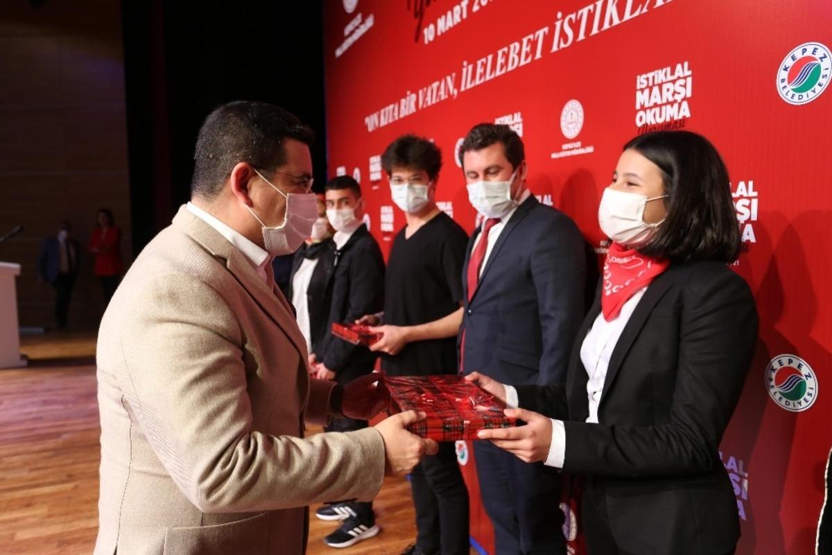 Kepez&rsquo;de İstiklal Marşı Okuma Yarışması