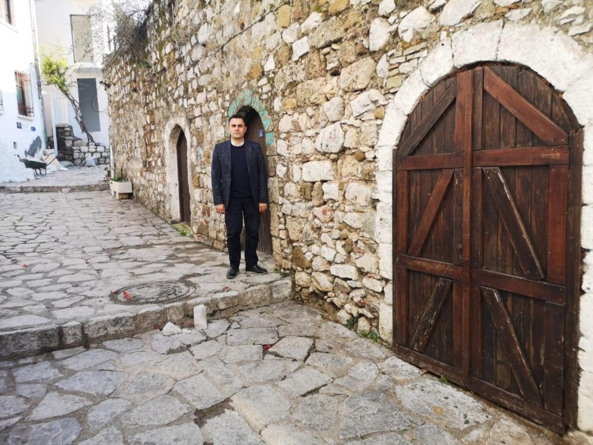 AK Parti Marmaris İl&ccedil;e Başkanlığı&rsquo;ndan tarihi Kervansaray i&ccedil;in &ccedil;alışmalar başladı