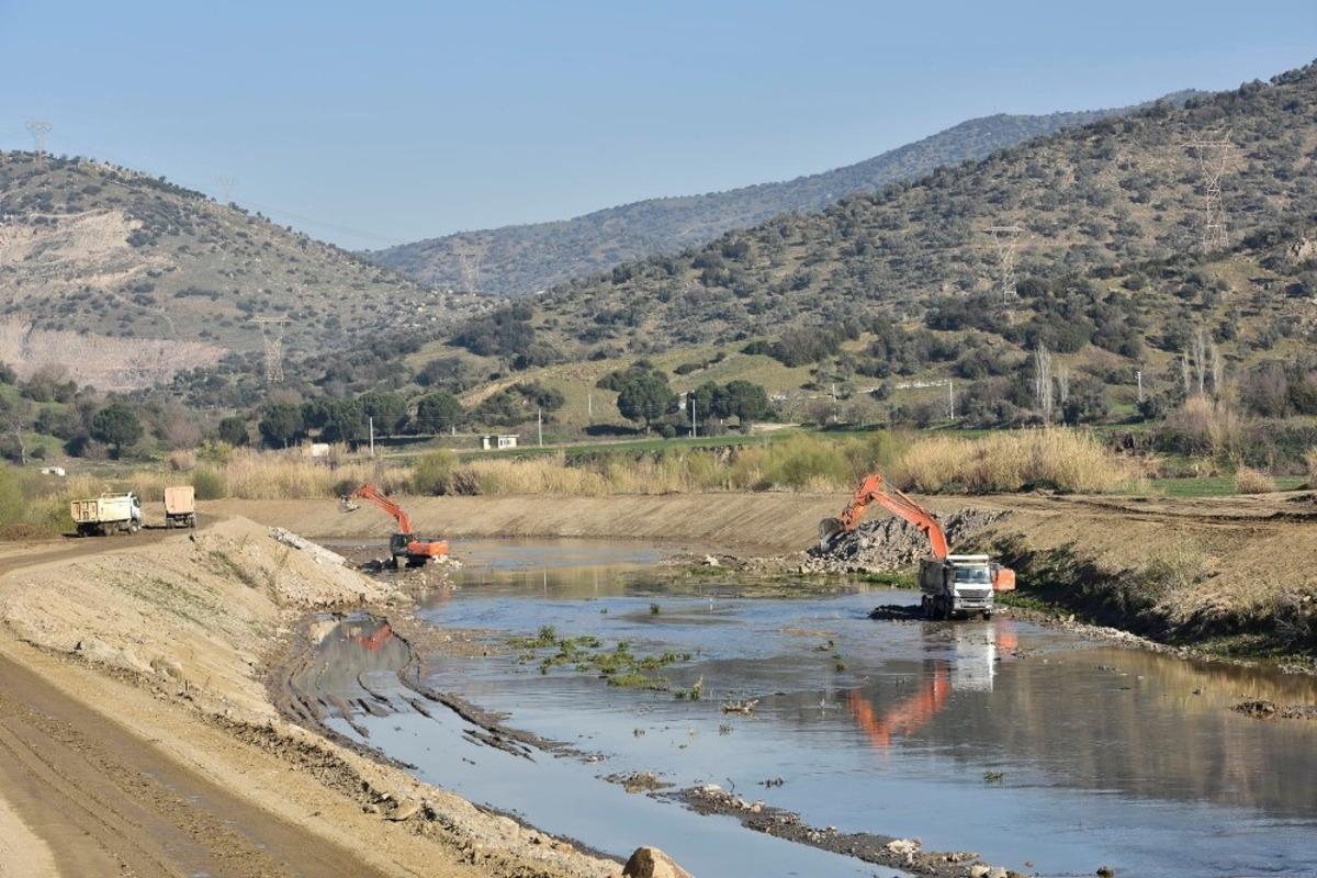 &Ccedil;ine &ccedil;ayında ıslah &ccedil;alışmaları s&uuml;r&uuml;yor