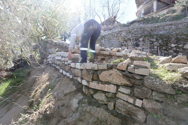 Efeler Belediyesi, istinat duvarını yeniledi G1