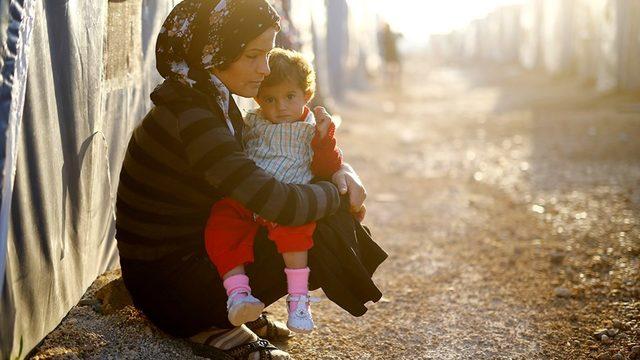 AKAUM çevrim içi seminerinde “Toplumsal Cinsiyet ve Göç: Dünya ve Türkiye’de Mülteci Kadınlar” konuşuldu