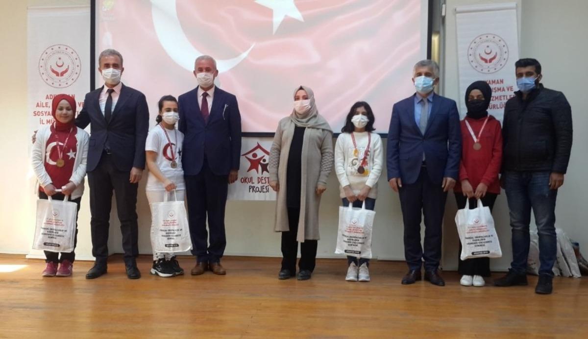 İstiklal Marşını g&uuml;zel okuma yarışması d&uuml;zenlendi